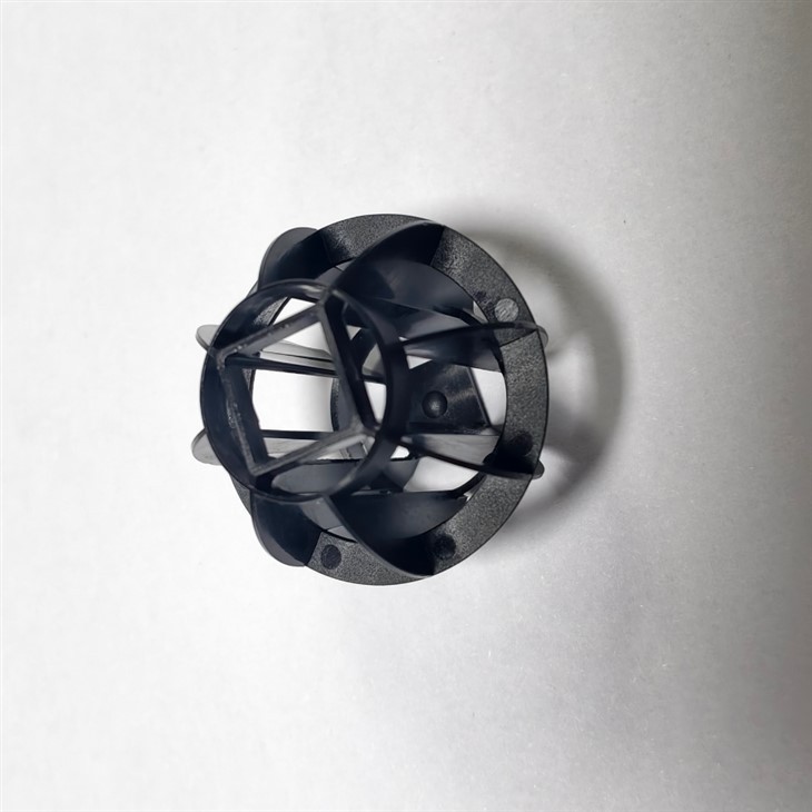 Tank Kbir taż-Żejt Splużjoni-Materjal Prova